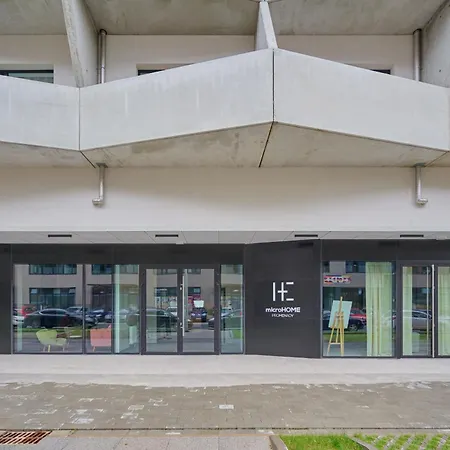 Modern Slonimskiego With Balcony By Renters Apartamento